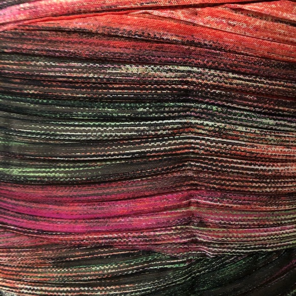 BCBGMAXAZRIA DRESS - Picture 4 of 5